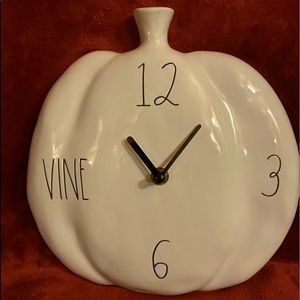 RaeDunn Halloween Clock brand new